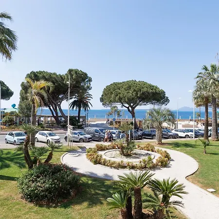 Belle Vue Centre Juan Les Pins, Résidence Avec Gardien ,parking Prive, 4 Pers, Front De Antibes